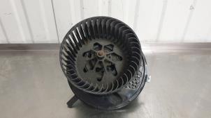 Used Heating and ventilation fan motor Volkswagen Touran (1T1/T2) 2.0 TDI DPF Cross Touran Price € 39,99 Margin scheme offered by Autodemontage Aandijk