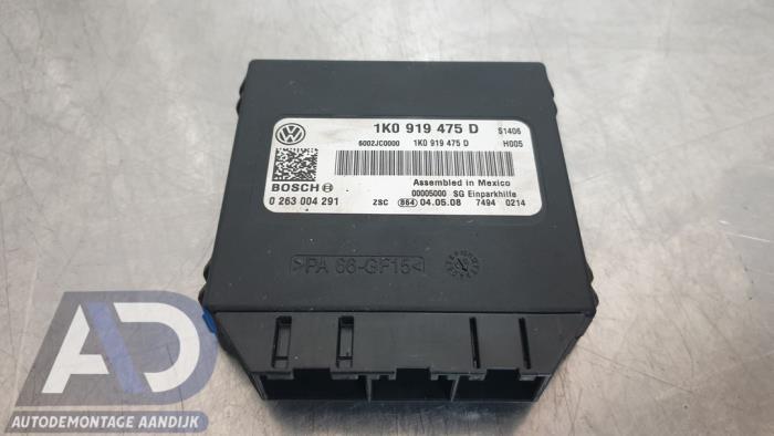 Begagnade PDC-modul Volkswagen Touran (1T1/T2) 2.0 TDI DPF Cross Touran Pris € 49,99 Marginaltabell erbjuds av Autodemontage Aandijk
