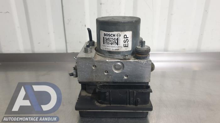 Begagnade ABS-pump Fiat Grande Punto (199) 1.3 JTD Multijet 16V VGT Pris € 99,99 Marginaltabell erbjuds av Autodemontage Aandijk