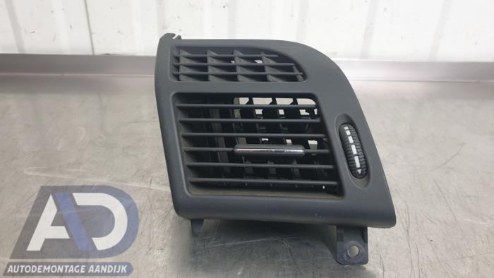 Dashboard vent Mercedes E 3.2 E-320 CDI 24V - 2118301154