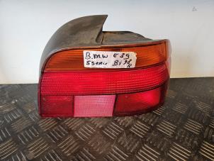Usagé Feu arrière secondaire droit BMW 5 serie (E39) 525 td Prix € 29,99 Règlement à la marge proposé par Autodemontage Aandijk