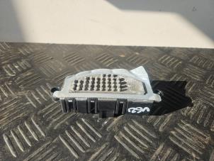 Used Heater resistor Audi Q5 (8RB) 3.0 TDI V6 24V Clean Diesel Quattro Price € 49,99 Margin scheme offered by Autodemontage Aandijk