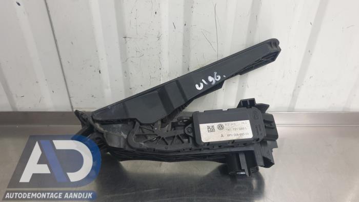 Gaspedalsensor från en Skoda Octavia Combi (1Z5) 1.6 FSI 16V 2006