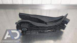 Gaspedalsensor från en Skoda Octavia Combi (1Z5) 1.6 FSI 16V 2006