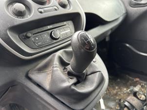 Used Gear stick Renault Kangoo Express (FW) 1.5 dCi 75 FAP Price € 34,99 Margin scheme offered by Autodemontage Aandijk