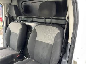 Used Seat, left Renault Kangoo Express (FW) 1.5 dCi 75 FAP Price € 174,99 Margin scheme offered by Autodemontage Aandijk