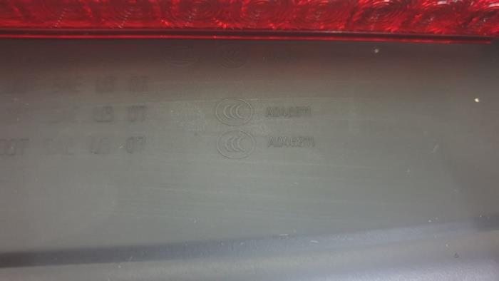 Zusätzliches Bremslicht Mitte van een BMW 3 serie (E90) 320d 16V 2011