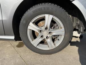 Used Set of sports wheels Mercedes B (W246,242) 1.6 B-180 BlueEFFICIENCY Turbo 16V Price € 249,99 Margin scheme offered by Autodemontage Aandijk