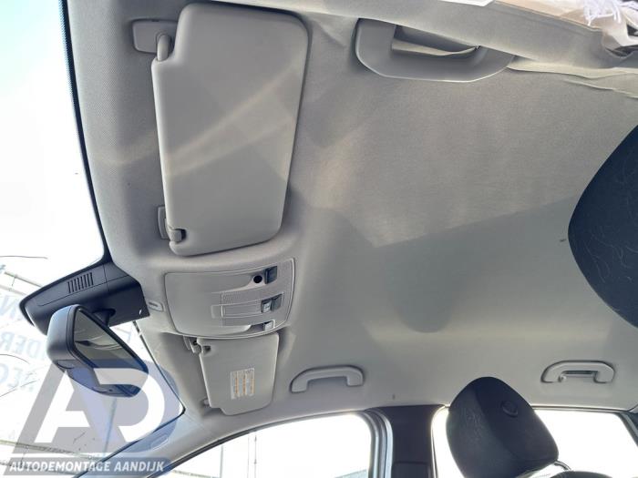Używane Podsufitka Mercedes B (W246/W242) 1.6 B-180 BlueEFFICIENCY Turbo 16V Cena € 99,99 Procedura marży oferowane przez Autodemontage Aandijk