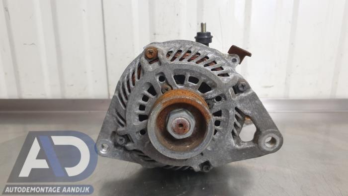 Gebrauchte Dynamo Mazda 2 (DE) 1.3 16V S-VT Preis € 29,99 Margenregelung angeboten von Autodemontage Aandijk