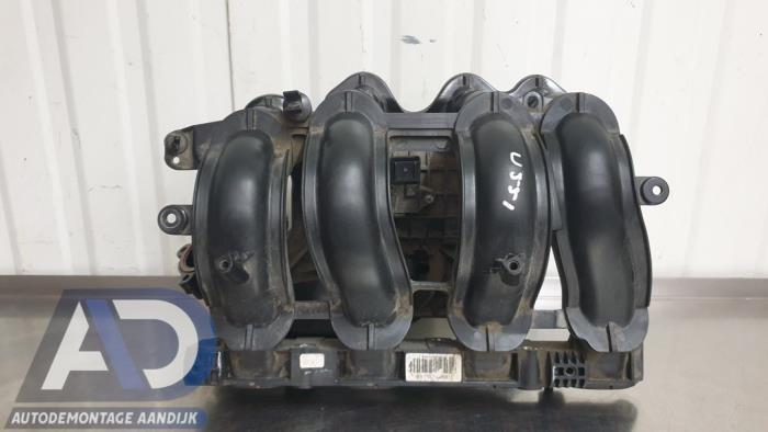 Używane Kolektor dolotowy Ford B-Max (JK8) 1.4 16V Cena € 69,99 Procedura marży oferowane przez Autodemontage Aandijk
