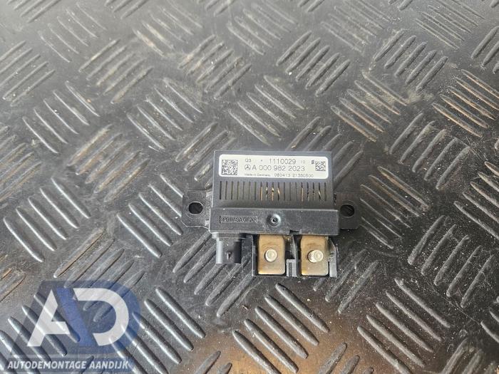 Begagnade Batterisensor Mercedes B (W246/W242) 1.6 B-180 BlueEFFICIENCY Turbo 16V Pris € 29,99 Marginaltabell erbjuds av Autodemontage Aandijk