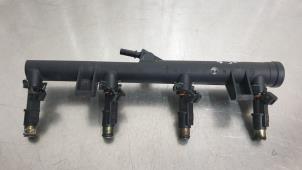 Used Fuel injector nozzle Peugeot 607 (9D/U) 2.2 16V Price € 99,99 Margin scheme offered by Autodemontage Aandijk