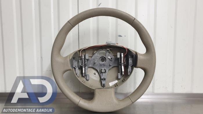 Usagé Volant Renault Grand Scénic II (JM) 1.6 16V Prix € 39,99 Règlement à la marge proposé par Autodemontage Aandijk