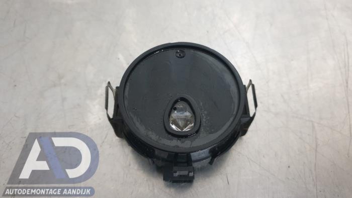 Begagnade Regnsensor Renault Scénic II (JM) 1.5 dCi 100 Pris € 24,99 Marginaltabell erbjuds av Autodemontage Aandijk