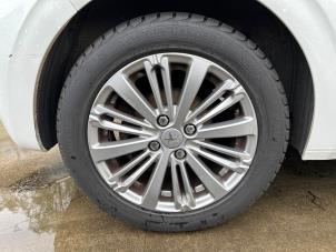 Used Wheel + winter tyre Peugeot 208 I (CA/CC/CK/CL) 1.2 12V e-THP PureTech 110 Price € 124,99 Margin scheme offered by Autodemontage Aandijk