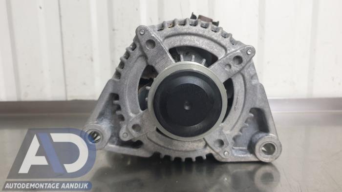 Begagnade Dynamo Opel Corsa E 1.4 16V Pris € 49,99 Marginaltabell erbjuds av Autodemontage Aandijk