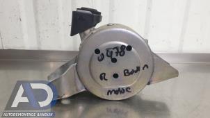 Engine mount from a Opel Corsa E 1.4 16V 2019