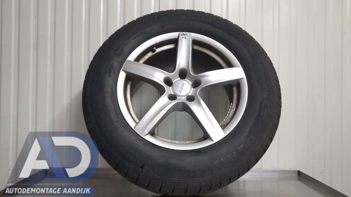 Używane Obrecz Audi Q5 (8RB) 3.0 TDI V6 24V Clean Diesel Quattro Cena € 99,99 Procedura marży oferowane przez Autodemontage Aandijk