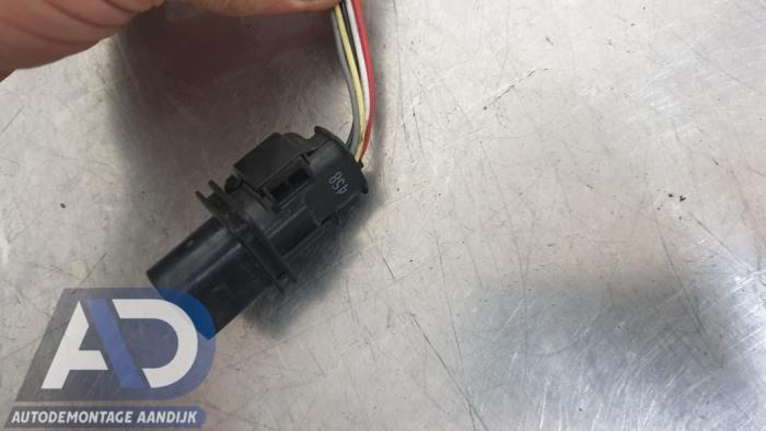 Lambda probe from a Volkswagen Touran (1T3) 2.0 TDI 16V 2015