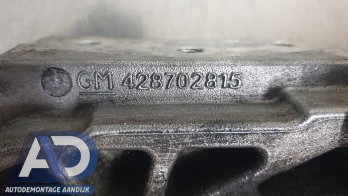 Engine mount from a Opel Insignia 2.0 CDTI 16V 140 ecoFLEX 2015