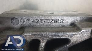 Engine mount from a Opel Insignia 2.0 CDTI 16V 140 ecoFLEX 2015
