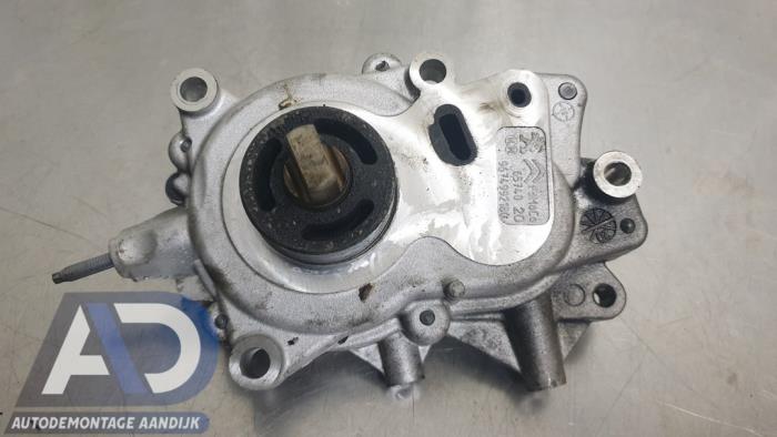 Begagnade Högtryckspump Ford Mondeo V Wagon 2.0 TDCi 150 16V Pris € 99,99 Marginaltabell erbjuds av Autodemontage Aandijk