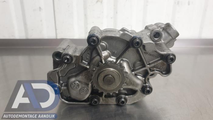 Gebrauchte Ölpumpe Ford Mondeo V Wagon 2.0 TDCi 150 16V Preis € 124,99 Margenregelung angeboten von Autodemontage Aandijk