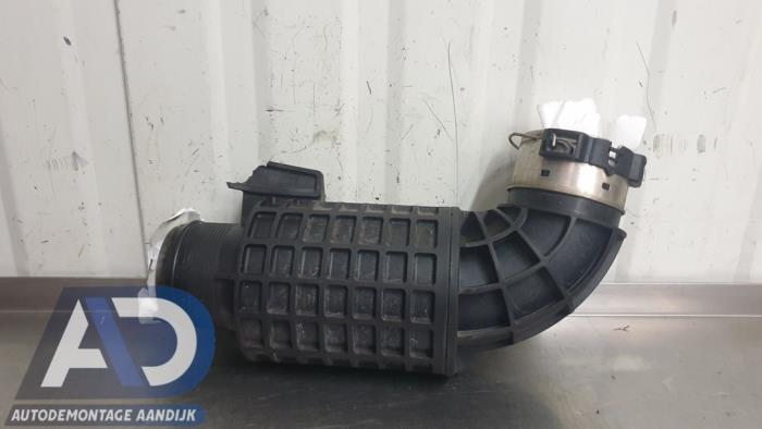 Usagé Tube intercooler BMW 2 serie Active Tourer (F45) 220dA xDrive 2.0 TwinPower Turbo 16V Prix € 24,99 Règlement à la marge proposé par Autodemontage Aandijk