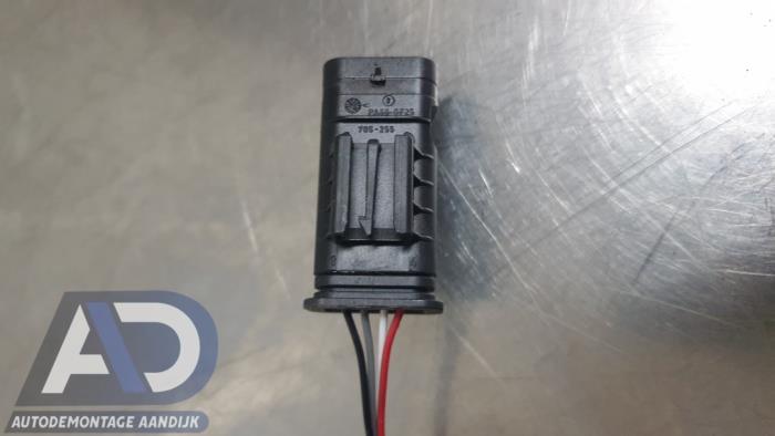 Lambda probe from a BMW 2 serie Active Tourer (F45) 220dA xDrive 2.0 TwinPower Turbo 16V 2016