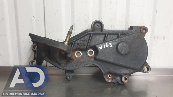 Used Engine mount Toyota Avensis Wagon (T25/B1E) 2.0 16V D-4D Price € 24,99 Margin scheme offered by Autodemontage Aandijk
