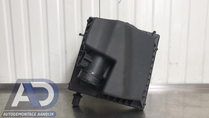 Begagnade Luftfilterhus Opel Astra J (PC6/PD6/PE6/PF6) 1.6 16V Ecotec Pris € 39,99 Marginaltabell erbjuds av Autodemontage Aandijk