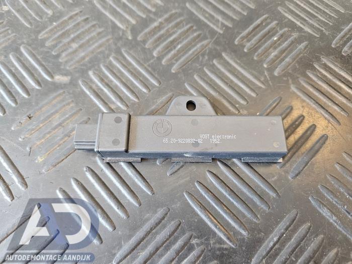 Używane Keyless Entry-Antena BMW 2 serie Active Tourer (F45) 220dA xDrive 2.0 TwinPower Turbo 16V Cena € 19,99 Procedura marży oferowane przez Autodemontage Aandijk