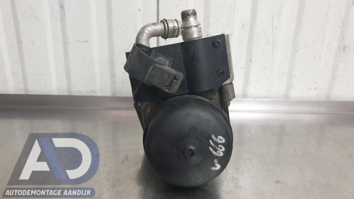Gebrauchte Ölfiltergehäuse BMW 3 serie (E46/4) 316i 16V Preis € 29,99 Margenregelung angeboten von Autodemontage Aandijk