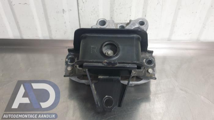 Used Engine mount Mitsubishi Outlander (GF/GG) 2.0 16V 4x2 Price € 49,99 Margin scheme offered by Autodemontage Aandijk