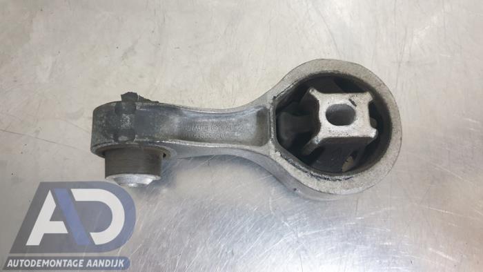 Used Engine mount Opel Vivaro 1.6 CDTI 90 Price € 36,29 Inclusive VAT offered by Autodemontage Aandijk