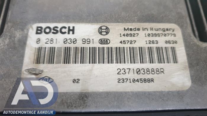 Engine management computer from a Opel Vivaro 1.6 CDTI 90 2016