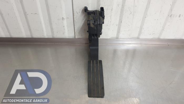 Begagnade Gaspedalsensor Renault Clio IV (5R) 0.9 Energy TCE 90 12V Pris € 19,99 Marginaltabell erbjuds av Autodemontage Aandijk