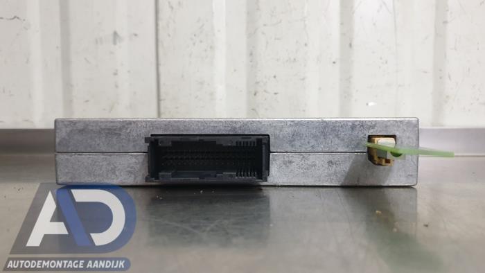 Modul Bluetooth z Audi A4 Avant (B8) 2.0 TDI 16V 2011