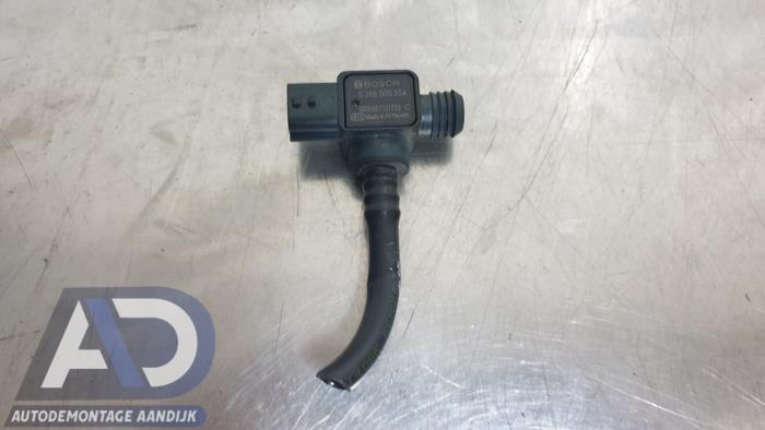 Begagnade Sensor (övriga) Renault Clio IV (5R) 0.9 Energy TCE 90 12V Pris € 19,99 Marginaltabell erbjuds av Autodemontage Aandijk