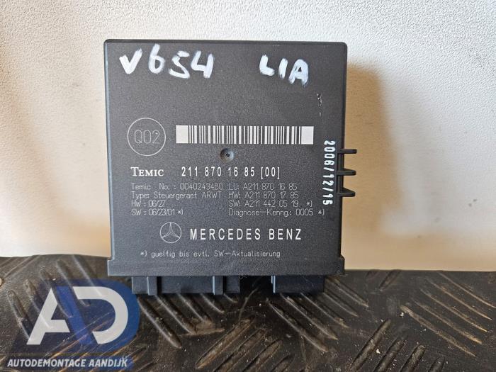 Używane Modul silnika tylnej klapy Mercedes E Combi (S211) 3.0 E-280 CDI V6 24V Cena € 39,99 Procedura marży oferowane przez Autodemontage Aandijk