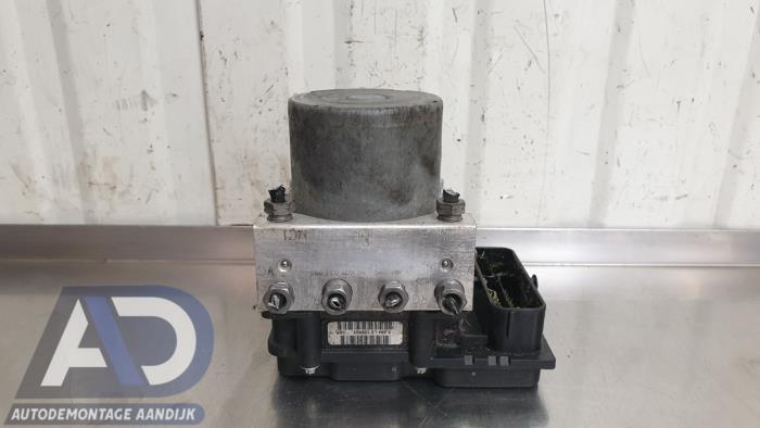 Used ABS pump Peugeot 308 (4A/C) 1.6 VTI 16V Price € 99,99 Margin scheme offered by Autodemontage Aandijk