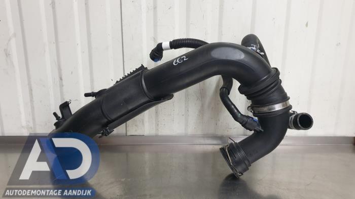 Gebrauchte Intercooler Rohr Ford Puma 1.0 Ti-VCT EcoBoost mHEV 12V Preis € 64,99 Margenregelung angeboten von Autodemontage Aandijk