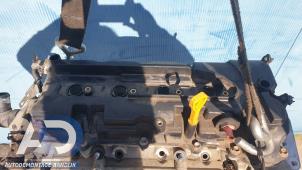 Ventildeckel van een Suzuki Swift (ZA/ZC/ZD) 1.2 16V 2012