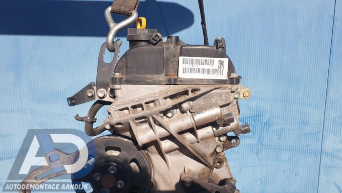 Begagnade Topplock Suzuki Swift (ZA/ZC/ZD) 1.2 16V Pris € 199,99 Marginaltabell erbjuds av Autodemontage Aandijk