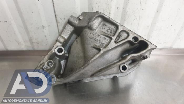 Used Engine mount Volkswagen Polo V (6R) 1.4 TDI 12V 90 Price € 29,99 Margin scheme offered by Autodemontage Aandijk