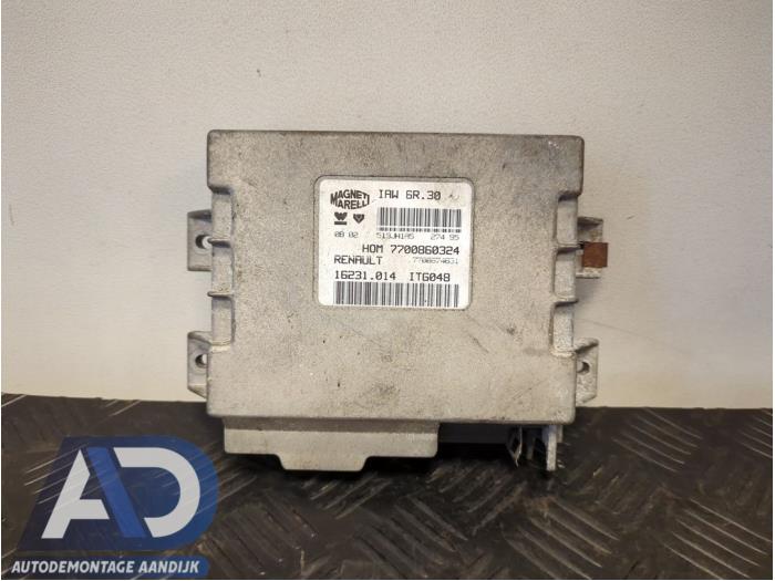 Used Engine management computer Renault Twingo (C06) 1.2 SPi Phase I Price € 24,99 Margin scheme offered by Autodemontage Aandijk