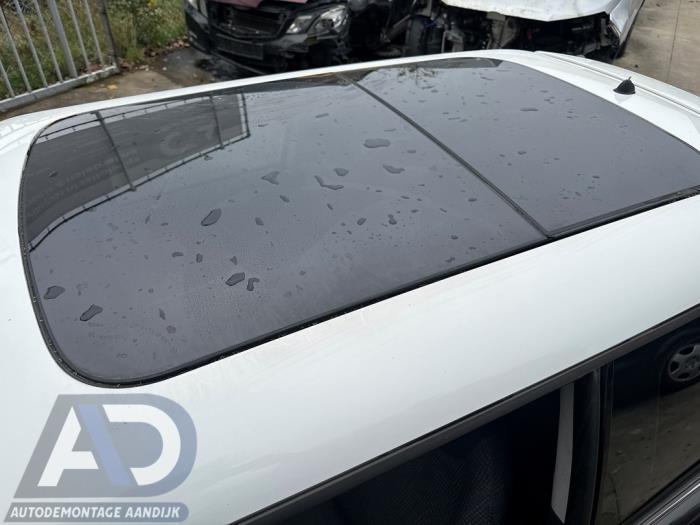 Używane Dach panoramiczny BMW Mini (R50/53) 1.6 16V Cooper Cena € 174,99 Procedura marży oferowane przez Autodemontage Aandijk