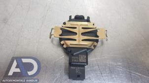Regnsensor från en Ford Puma 1.0 Ti-VCT EcoBoost mHEV 12V 2021
