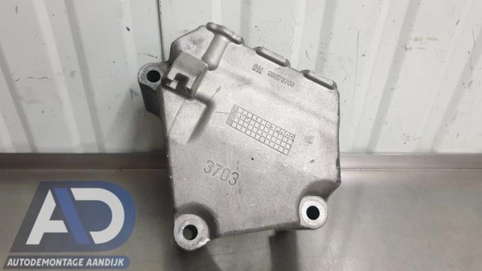 Used Engine mount Opel Mokka/Mokka X 1.4 Turbo 16V 4x2 Price € 24,99 Margin scheme offered by Autodemontage Aandijk